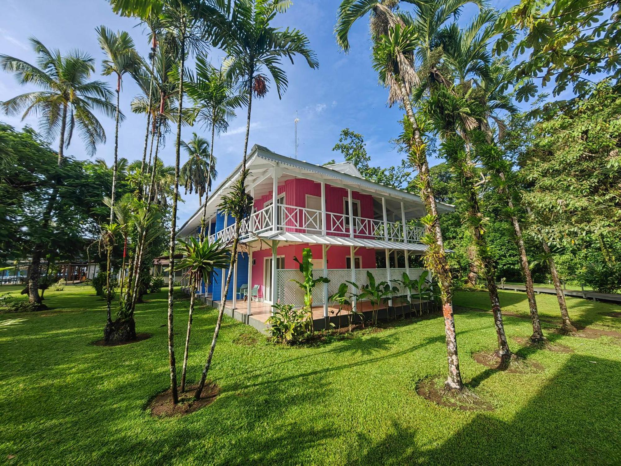 Tortuga Lodge & Gardens By Boeena Tortuguero Luaran gambar